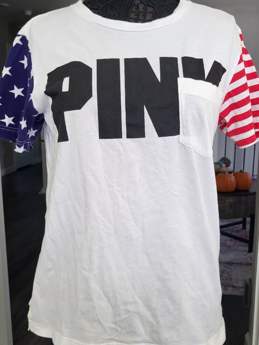 Victoria's Secret PINK Patriotic Campus Pocket Tee White Flag Sleeves XS EUC